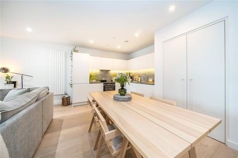 1 bedroom apartment for sale, Pinnacle House, Royal Wharf, London E16