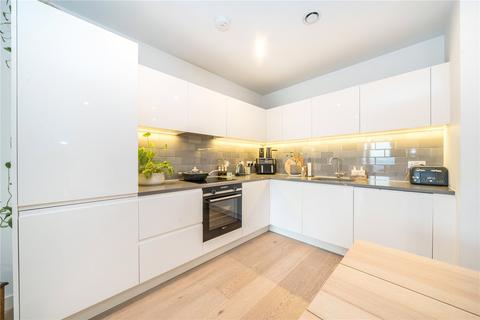 1 bedroom apartment for sale, Pinnacle House, Royal Wharf, London E16