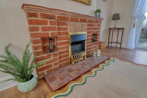 2 bedroom semi-detached house for sale, Little Clacton CO16