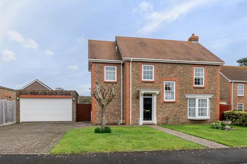 4 bedroom detached house for sale, Aldbourne Drive, Aldwick