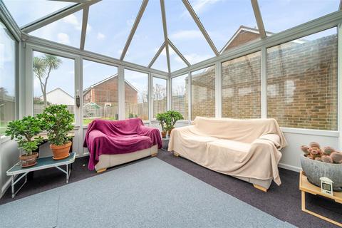 5 Aldbourne Drive, Bognor Regis, PO21 4NE