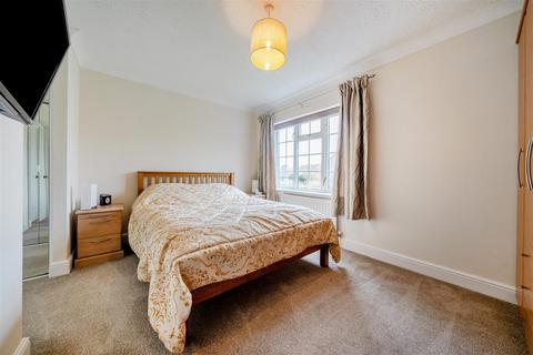5 Aldbourne Drive, Bognor Regis, PO21 4NE