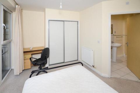 2 bedroom flat for sale, Copper Place, Manchester M14