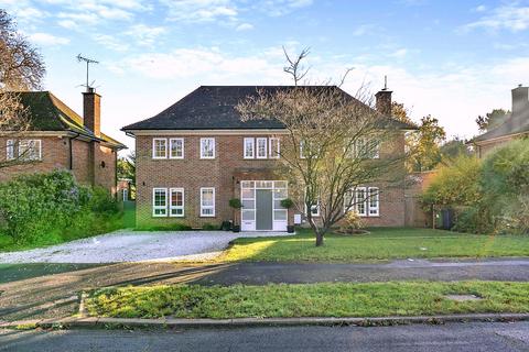 5 bedroom detached house for sale, The Grove, Chesham Bois