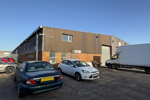 Industrial unit to rent, Venture Court, Hinckley, Leicestershire, LE10 3BT