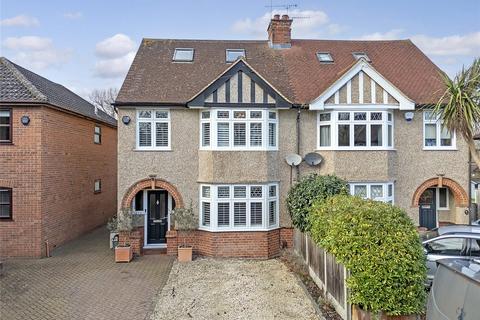30 Widford Grove, Chelmsford, CM2 9AT