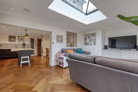 30 Widford Grove, Chelmsford, CM2 9AT