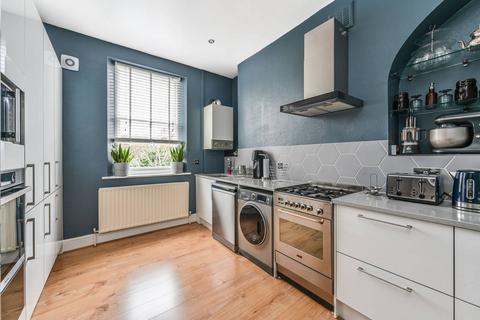 2 bedroom flat to rent, Brixton Road, Brixton, London, SW9