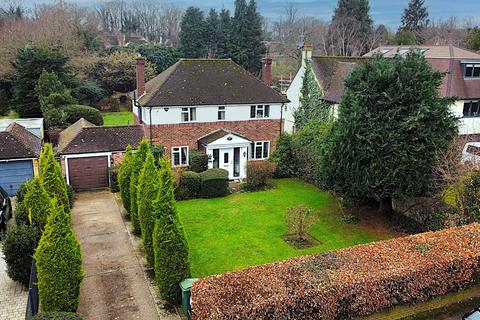 3 bedroom detached house for sale, Braywick Road, Maidenhead