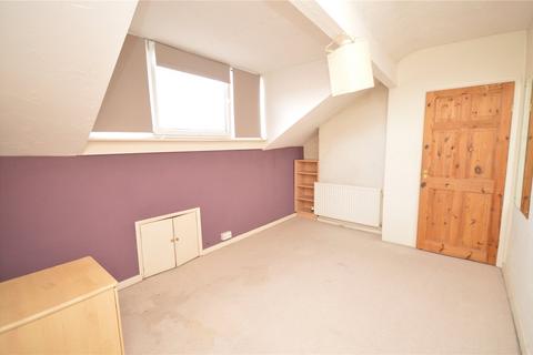24 Cross Flatts Parade, Leeds, LS11 7JL