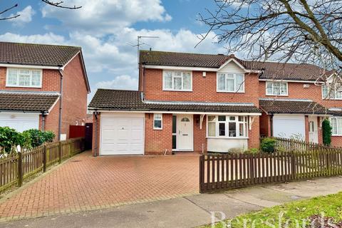 4 bedroom detached house for sale, Mountbatten Drive, Colchester, CO2