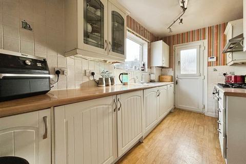 3 bedroom semi-detached house for sale, Moorside Gardens, Bradford BD2