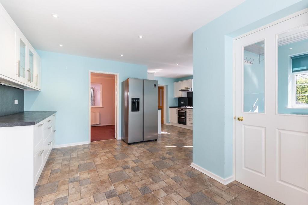 Kitchen-1.jpg