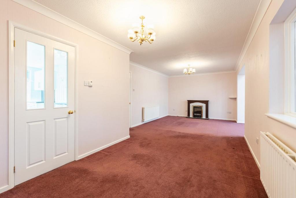 Lounge-2.jpg