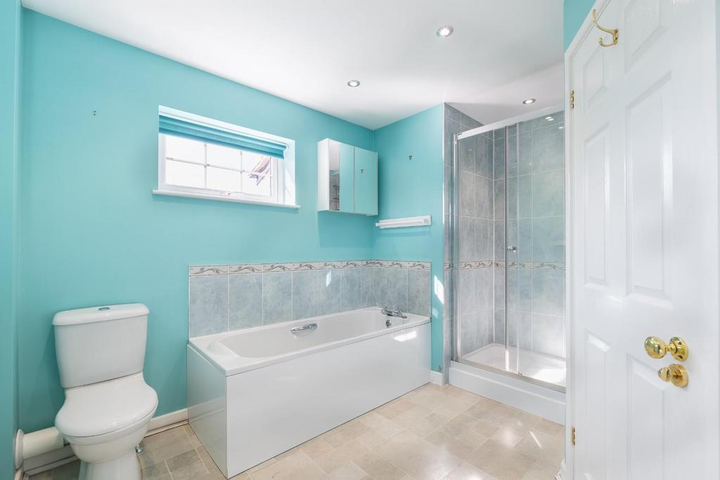 Family bathroom