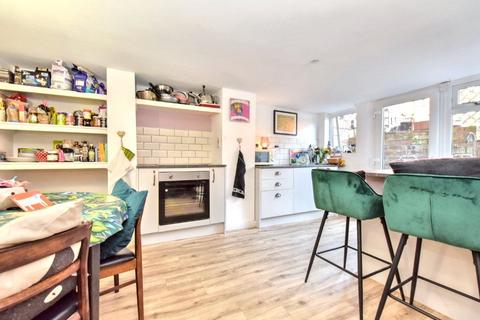29 Argie Road, Leeds, LS4 2RD