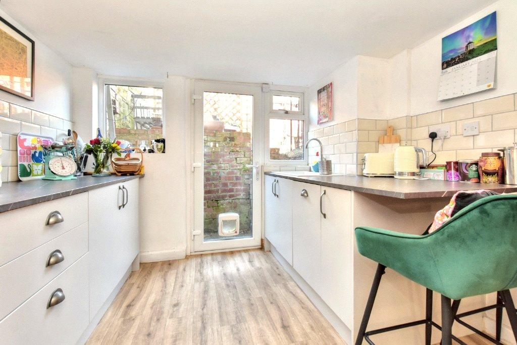 Picture 4