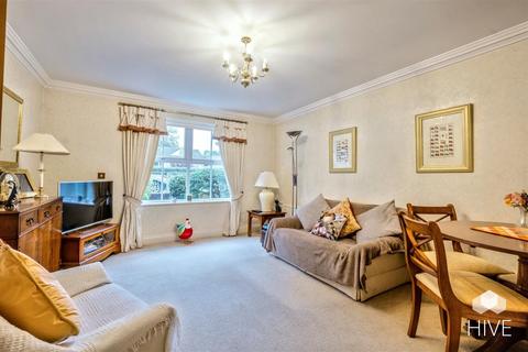 2 bedroom flat for sale, 516 Wimborne Road East, Ferndown BH22