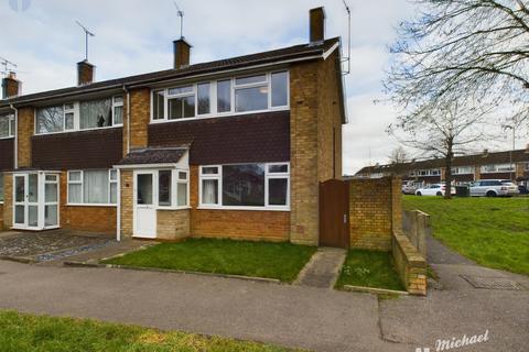 3 bedroom end of terrace house for sale, Chadwell Path, Aylesbury, Buckinghamshire