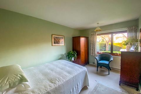 19 Leeway Avenue, Great Shelford, Cambridge, CB22 5AU