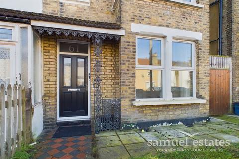 2 bedroom maisonette for sale, Croydon, London, SE25