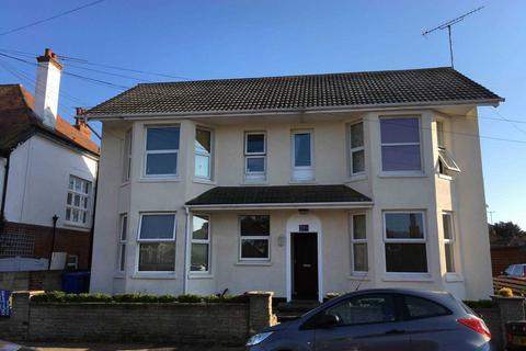 1 bedroom flat to rent, Bassett Road, Bognor Regis