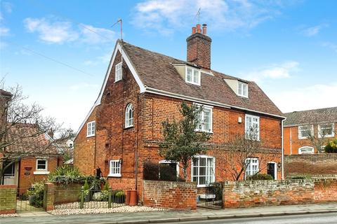 2 bedroom semi-detached house for sale, Station Road, Woodbridge, Suffolk, IP12