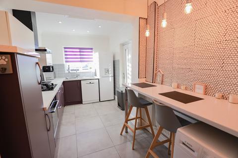 28 Wensley Drive, Lancaster, LA1 2JA