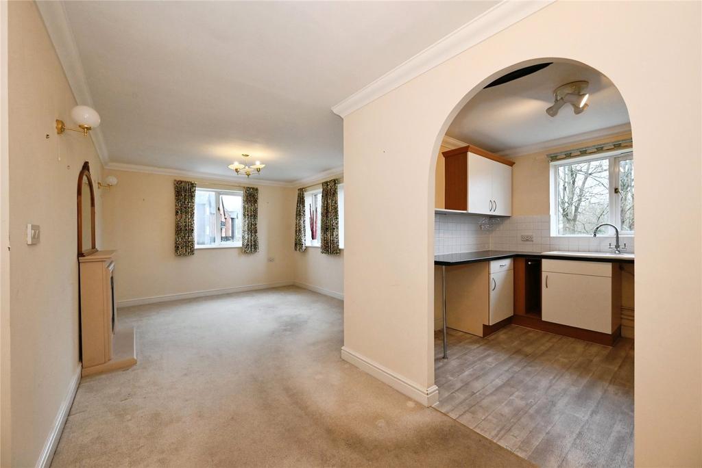 Living/Dining Room