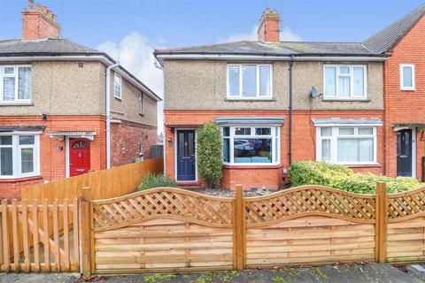 3 bedroom end of terrace house for sale, Tennyson Road, Rushden NN10