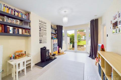 7 Tandridge Gardens, South Croydon, CR2 9HW