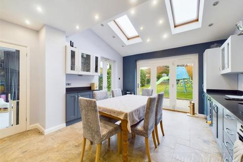7 Tandridge Gardens, South Croydon, CR2 9HW