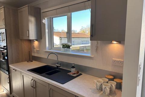 undefined, Chipperfield, Hertfordshire, WD4