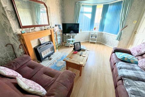 3 bedroom semi-detached house for sale, Glyn Avenue, Rhyl