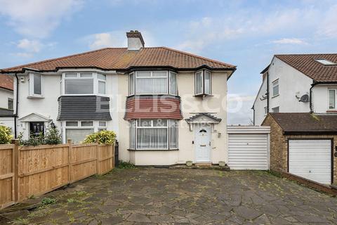 3 bedroom semi-detached house for sale, Ellesmere Avenue, Mill Hill, London, NW7