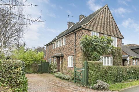 5 bedroom detached house for sale, Aldenham Avenue, Radlett