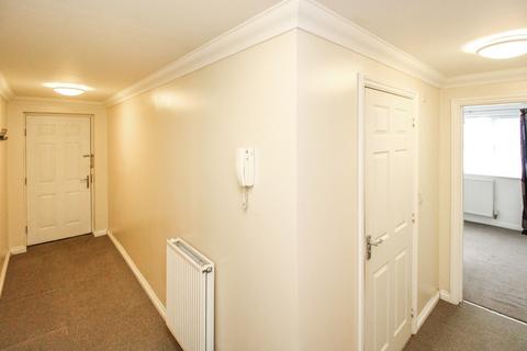 1 bedroom flat for sale, Brookhill Road, Copthorne, Crawley, West Sussex. RH10 3PS