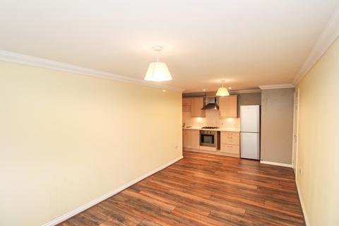 1 bedroom flat for sale, Brookhill Road, Copthorne, Crawley, West Sussex. RH10 3PS