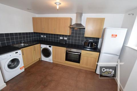 1 bedroom flat to rent, Hinkler Road, SOUTHAMPTON SO19