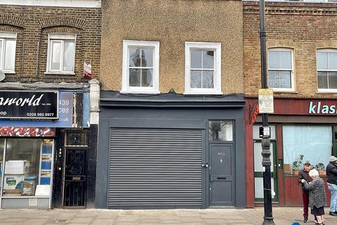 Property to rent, Roman Road, Bow