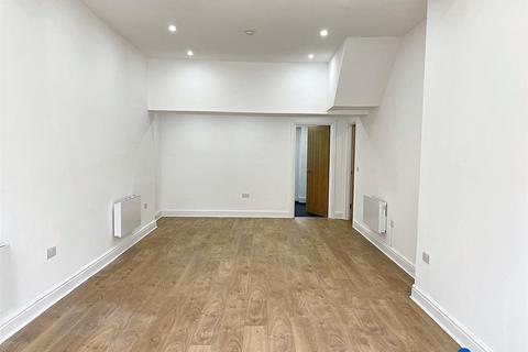 Property to rent, Roman Road, Bow