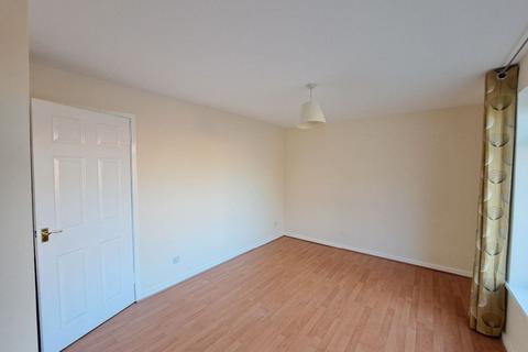 16 Lakeside Walk, Birmingham, B23 7YP