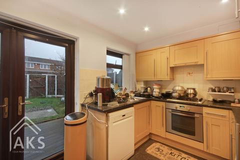 2 bedroom semi-detached house for sale, Kestrels Croft, Derby DE24