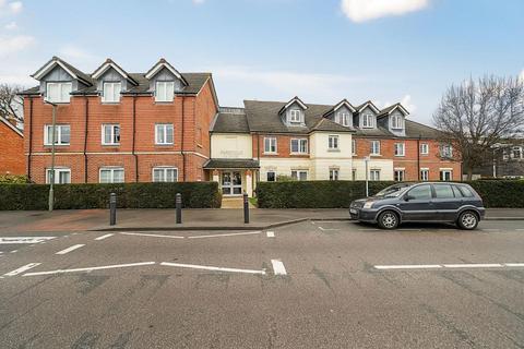 1 bedroom retirement property for sale, Lightwater,  Surrey,  GU18