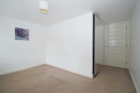 2 bedroom flat for sale, Teasel Row, Winker Green, Leeds
