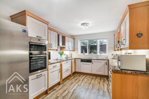 12 Linnet Hill, Mickleover, Derby, DE3 0SJ