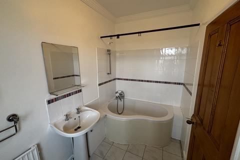 5 Park Grove, Leeds, LS6 4BD
