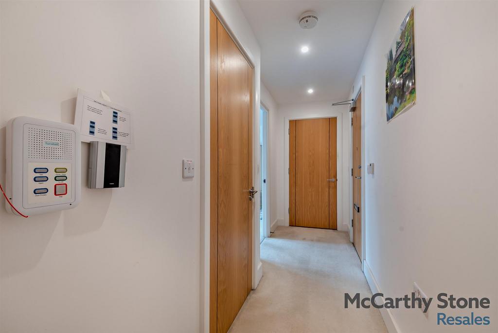 8634397-interior01-800.jpg