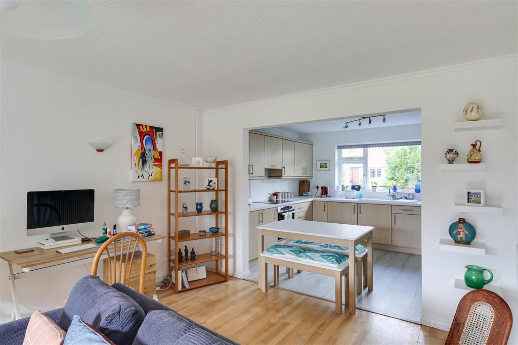 9 Reception Room to Kitchen.jpg