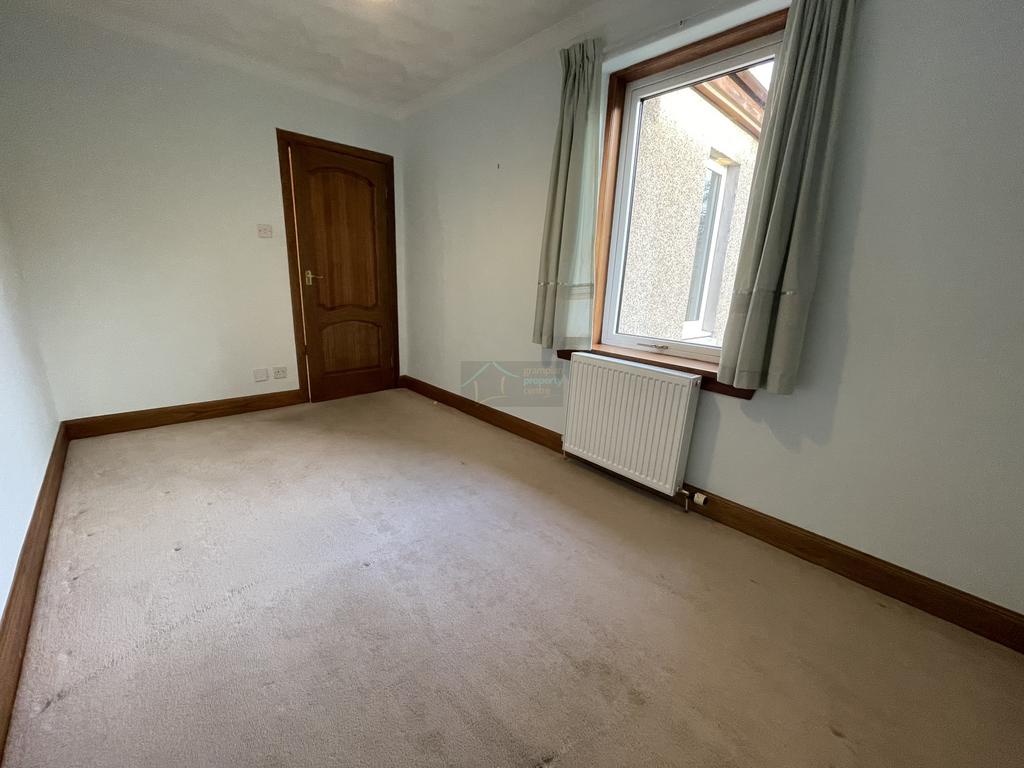 Bedroom 3a.JPG